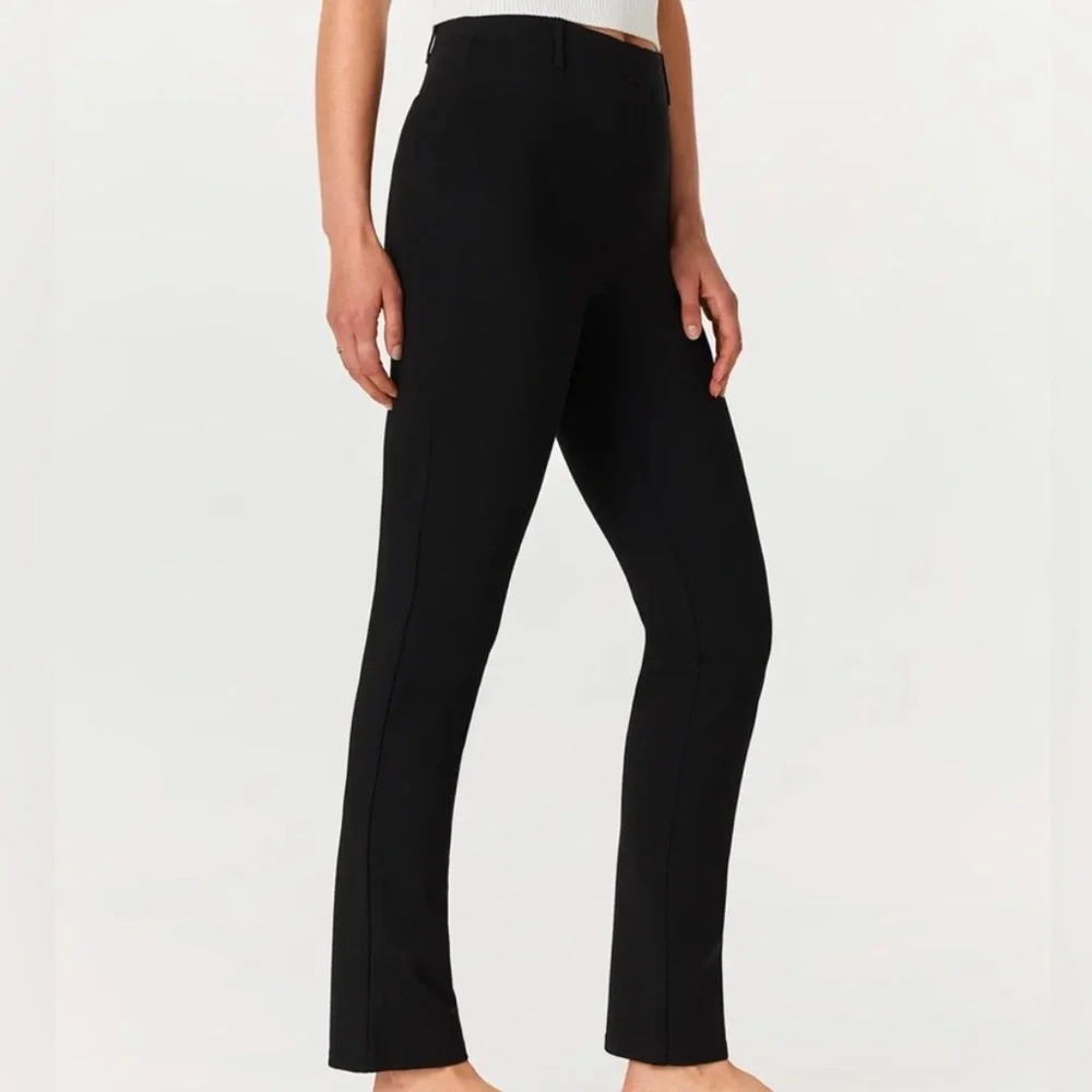 Quince Medium Petite Ultra Stretch Ponte Straight Leg Pants Black Office Career